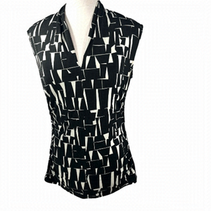 VINCE Camuto blouse sleeveless geometric print ruched side black white size M